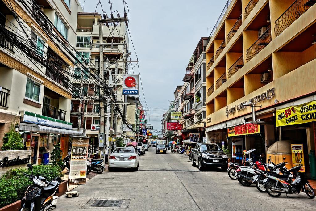 Lek Jomtien Hotel Exterior photo